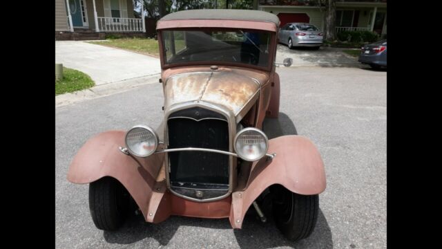 1931 ford two door sedan. Original Asheville NC car. 1931 Ford Model A patina