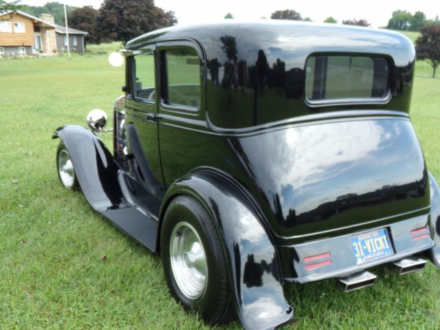 1931 Ford Victoria Custom - photo 3
