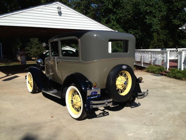1931 Ford Model A 2dr sedan - photo 5