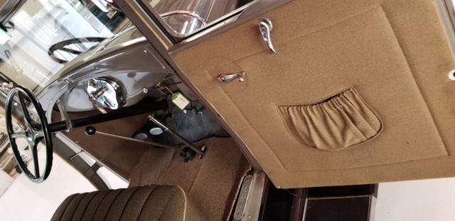1931 Ford Model A 5 Window - photo 13