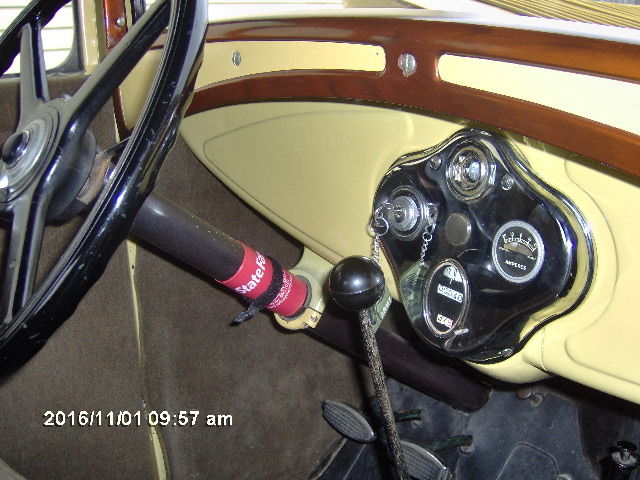 1931 Ford Model A deluxe coupe - photo 2