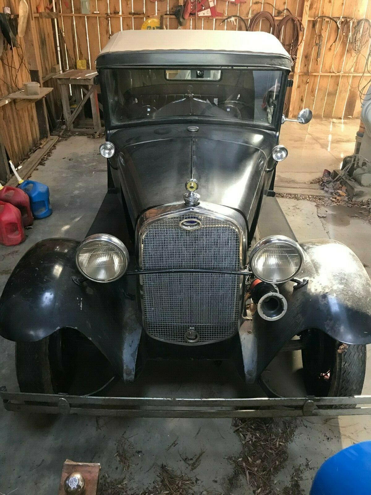1931 Model A Ford 3 Window Sport Coupe (50b) 1931 Ford Model A