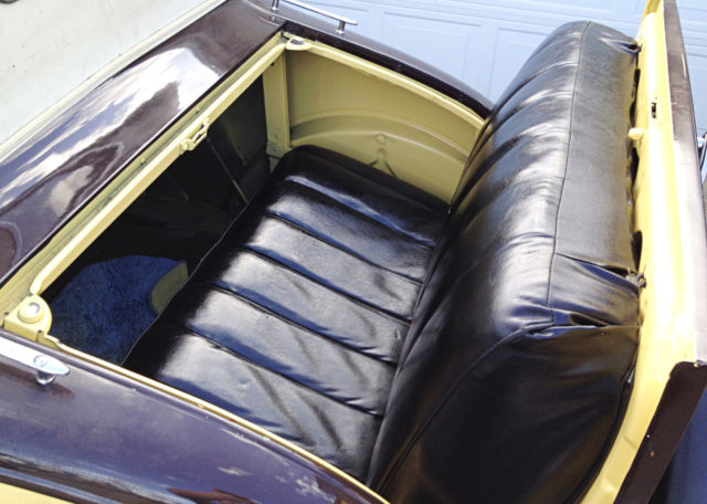 1931 Ford Model A Cabriolet - photo 13