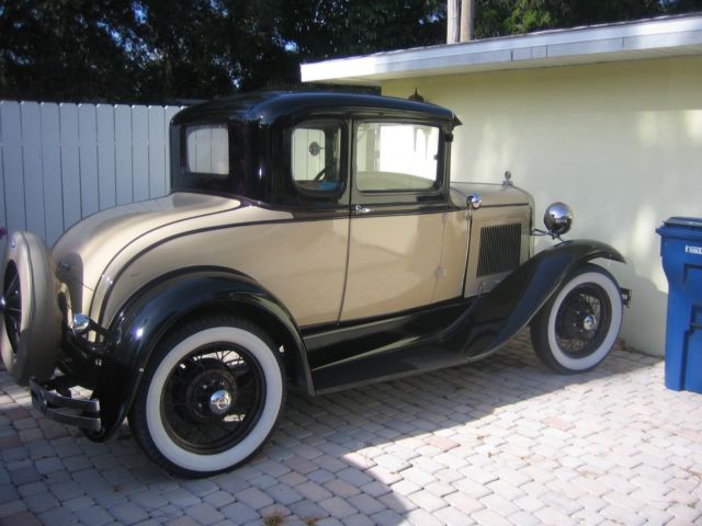 1931 Ford Model A 2 door coupe