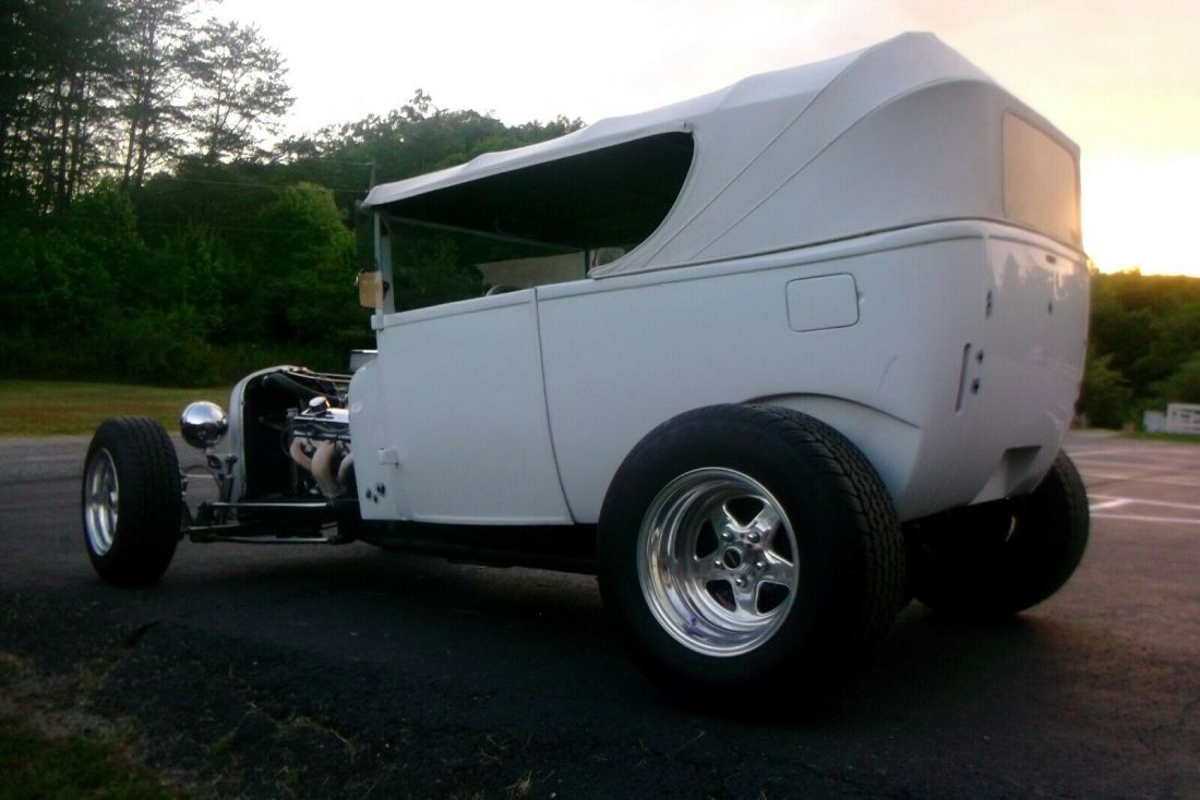 1931 Ford Model A - photo 2