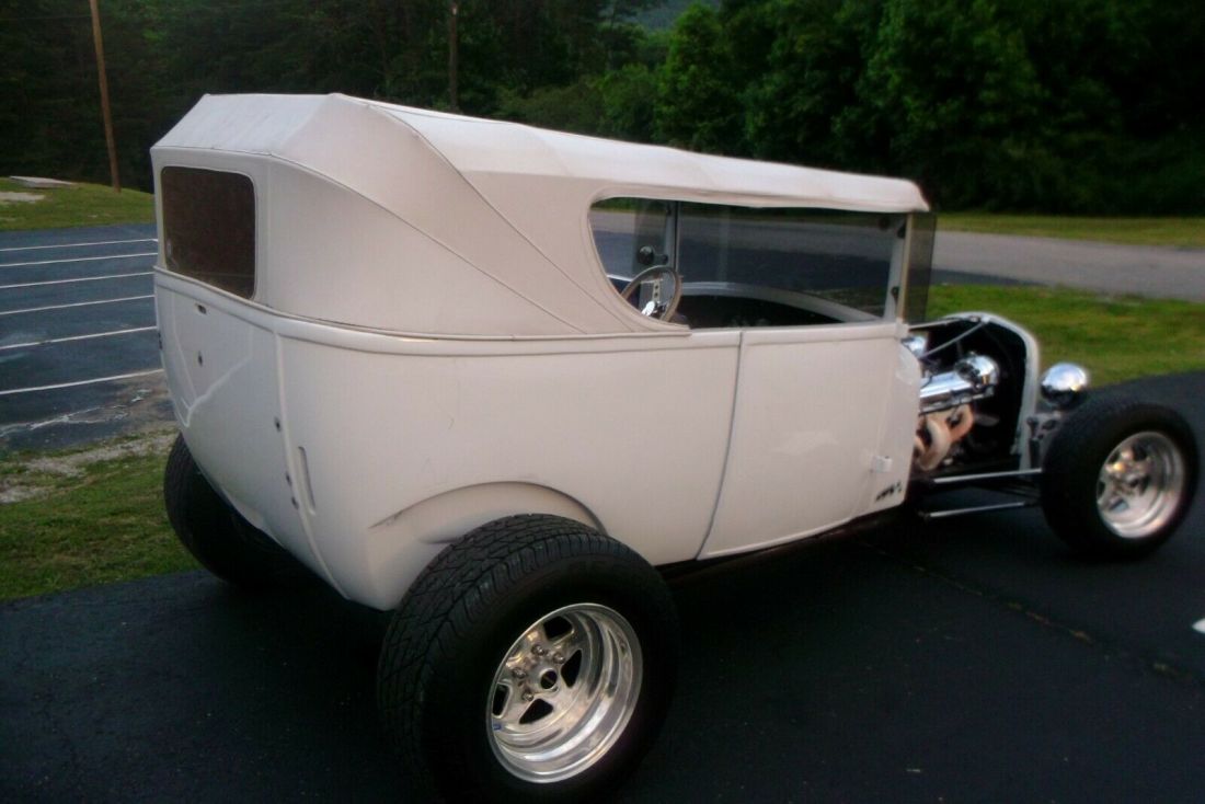 1931 Ford Model A - photo 4