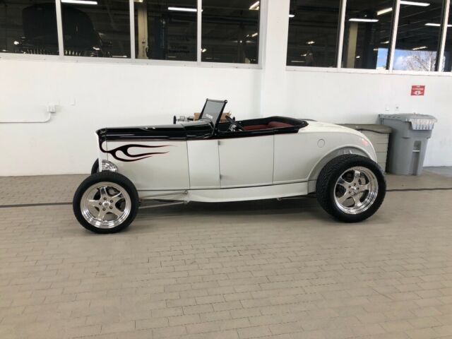 1931 Ford Model A ROADSTER - photo 2