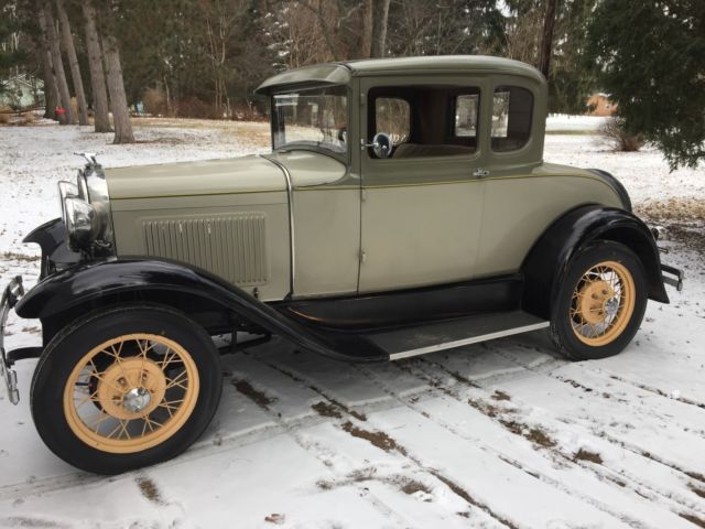 1931 Ford Model A coupe - photo 3