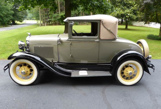 1931 Ford Model A Sport Coupe - photo 2