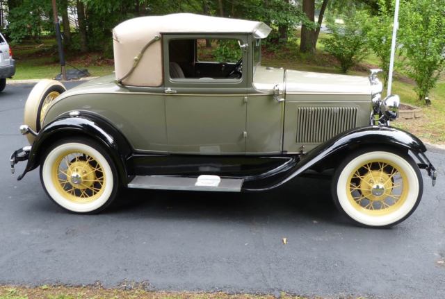 1931 Ford Model A Sport Coupe - photo 4