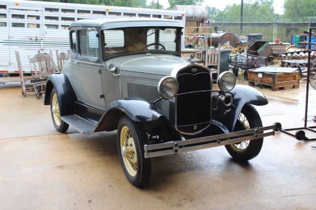 1931 Model A with mother in law seat 1931 Ford Model A