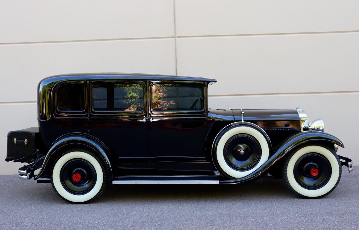 1931 Packard 826 Sedan called American Rolls Royce ...or Benz - photo 10