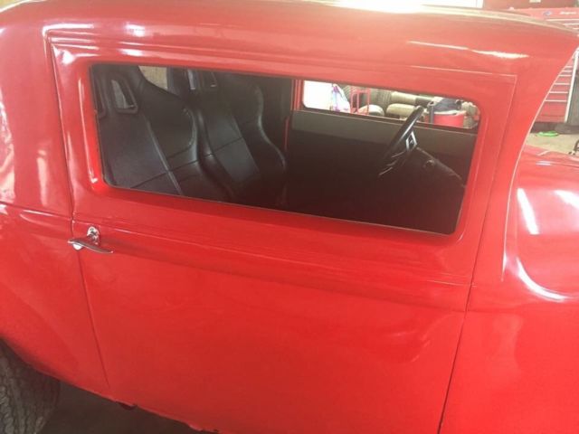 1931 Plymouth (Ford) Steel Body Street Rod big block 454 classic car - photo 5