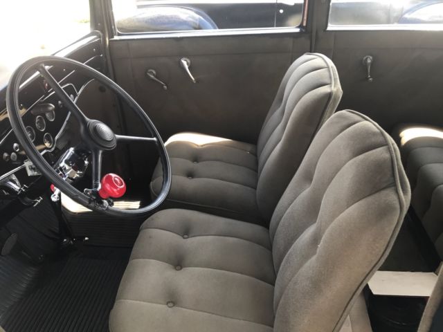 1931 Pontiac 2 Door Sedan - photo 7