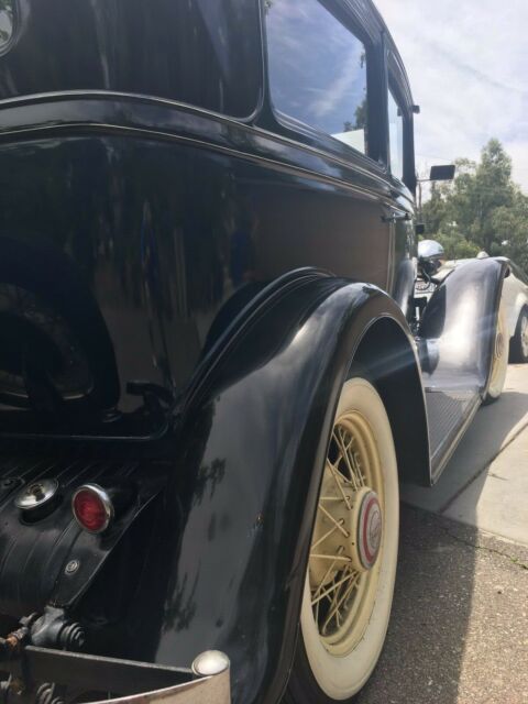 1931 Pontiac 2 Door Sedan - photo 7