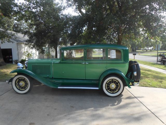 1931 Studebaker President Model 80 4 Door Sedan - photo 4