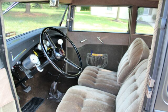 1931 Ford Model A victoria - photo 7