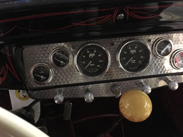 1932 Ford Model A Tudor - photo 10