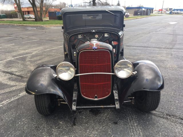 1932 Ford Model A Tudor - photo 2
