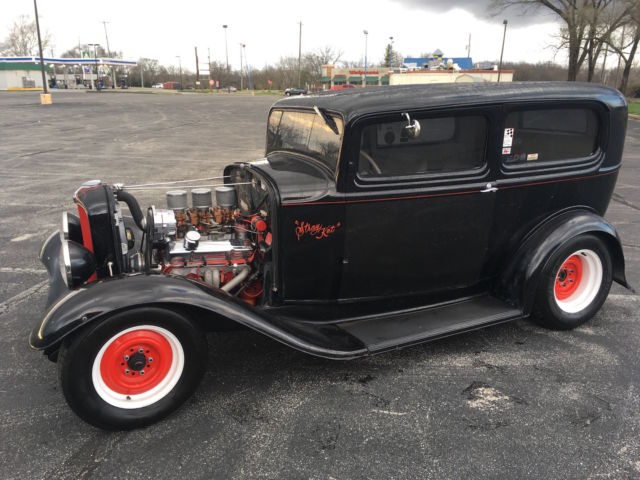 1932 Ford Model A Tudor - photo 3