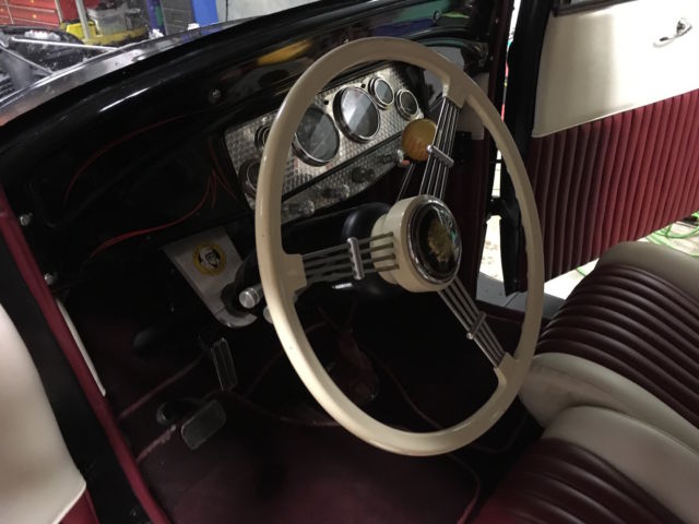 1932 Ford Model A Tudor - photo 8