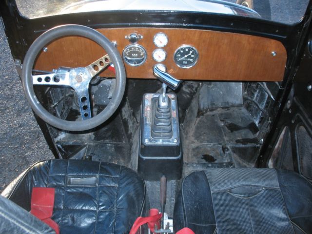 1932 Ford Model A - photo 6