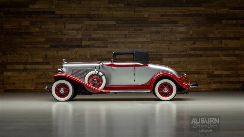 1932 Auburn 8-100A Custom Cabriolet - photo 2