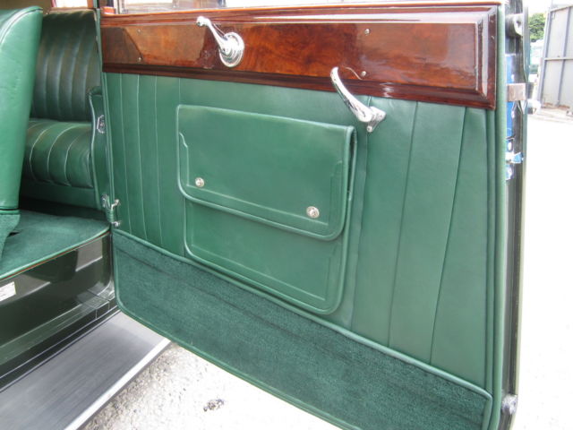1932 Bentley 8 Litre 2 Door Short Chassis Coupe by Mayfair - photo 10