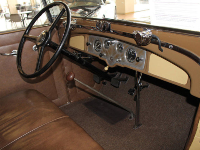 1932 Pontiac 302 - photo 11