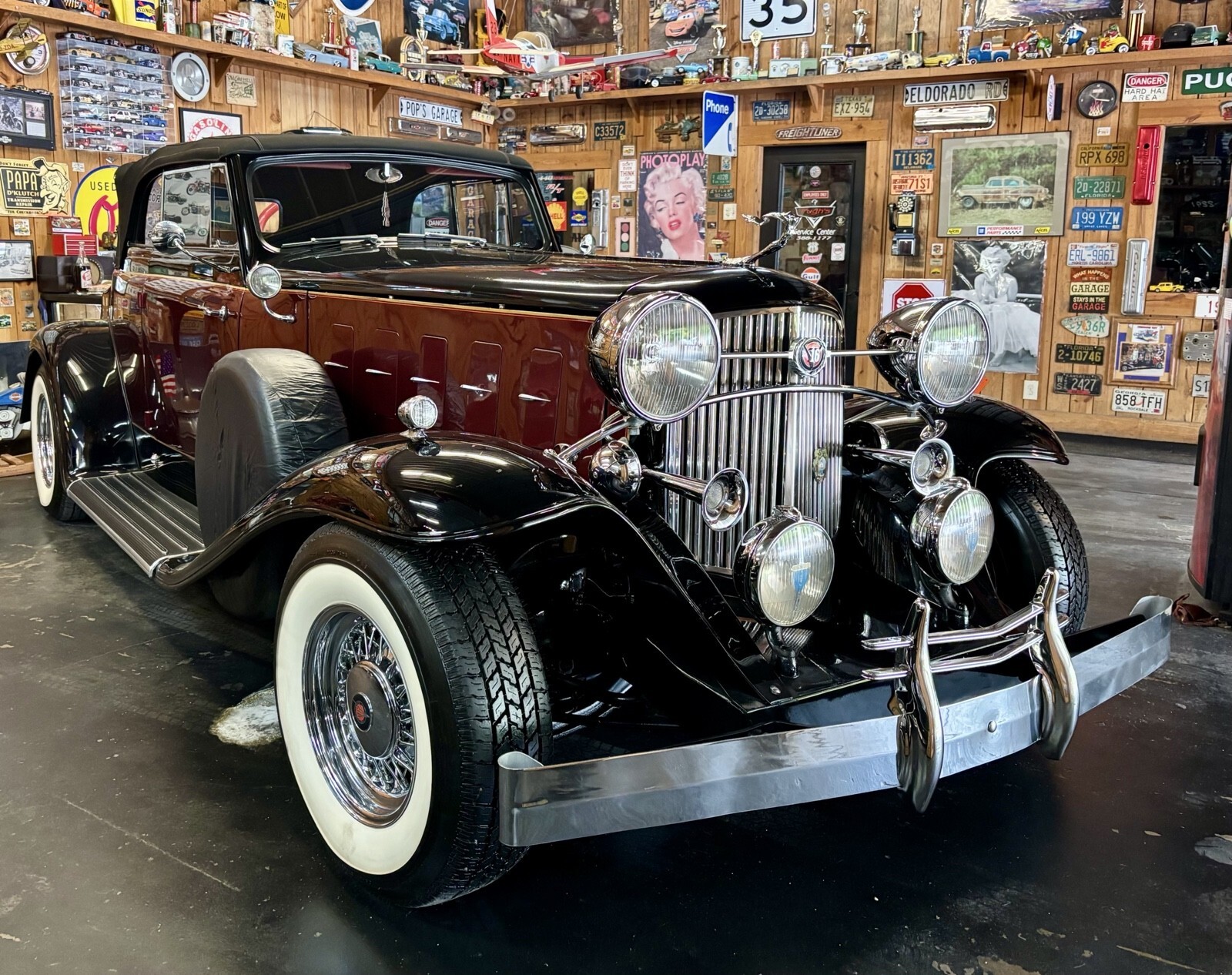 1932 Cadillac Model B 2 dr convertible - photo 2