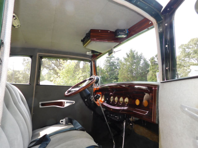 1932 Chevrolet 5-Window Coupe Street Rod, Resto Rod, Big Block - photo 13