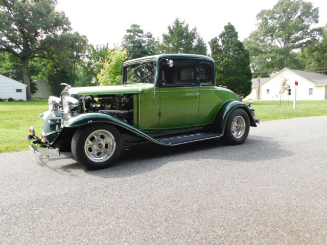 1932 Chevrolet 5-Window Coupe Street Rod, Resto Rod, Big Block - photo 5