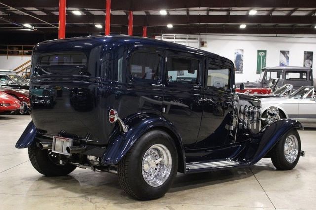 1932 Chevrolet Sedan -- - photo 5