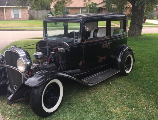 1932 Chevrolet Sedan - photo 7
