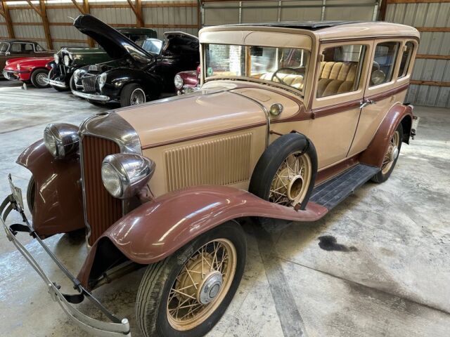 1932 Chrysler C1