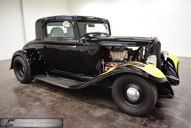 1932 DeSoto Car