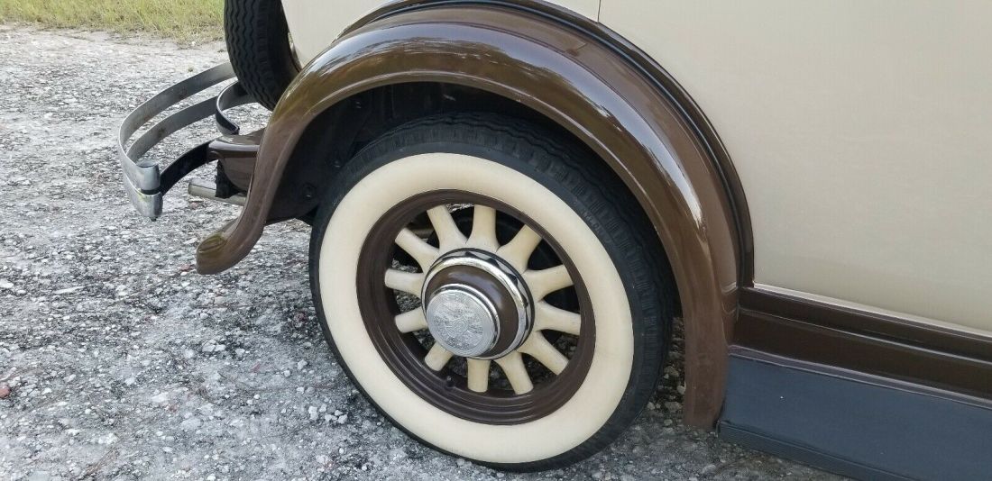 1932 Dodge DK - photo 13