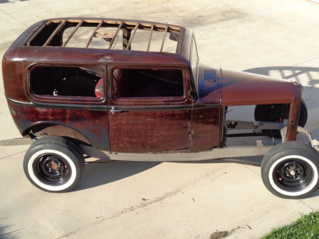 1932 Ford 2 Dr. Sedan "Henry Ford Steel" project car 1932 Ford 2 Dr.sedan