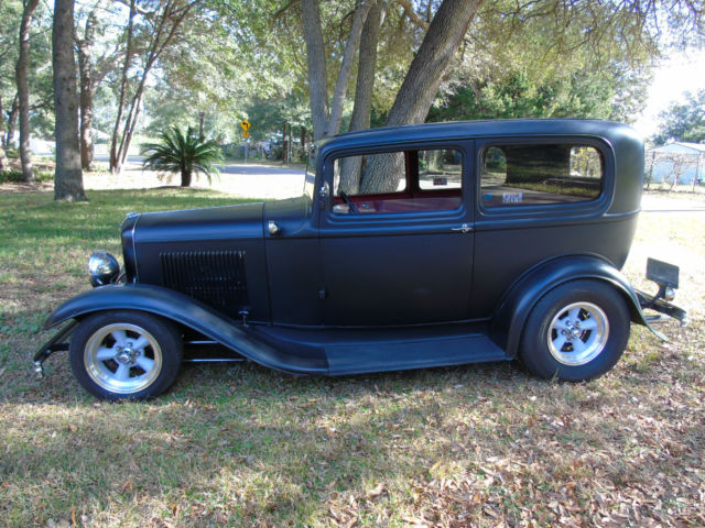 1932 Ford Other 1932 2dr sedan - photo 2