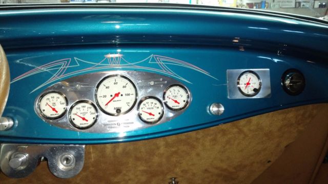 1932 Ford 3 window coupe - photo 11