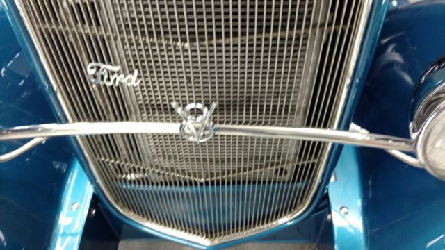 1932 Ford 3 window coupe - photo 12