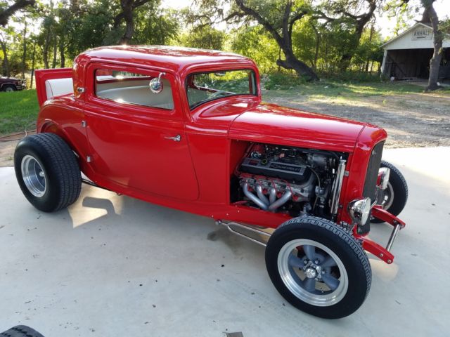 1932 Ford 3 WINDOW COUPE - photo 2