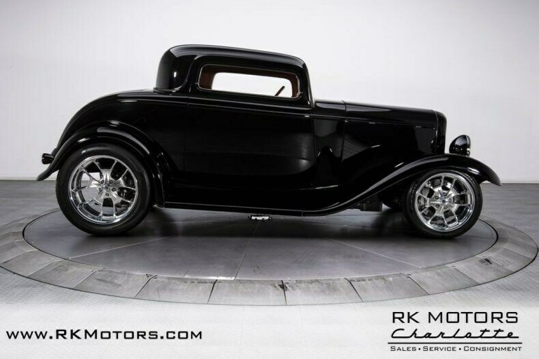 1932 Ford 3-Window Coupe - photo 10