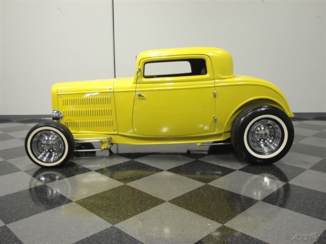 1932 Ford 3-Window Coupe - photo 2