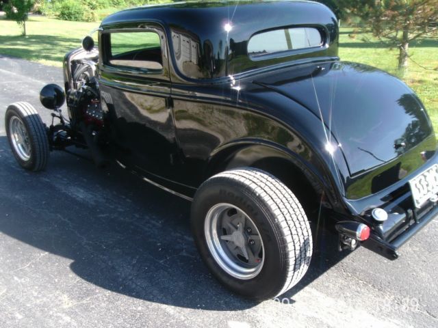 1932 Ford 3 window - photo 8