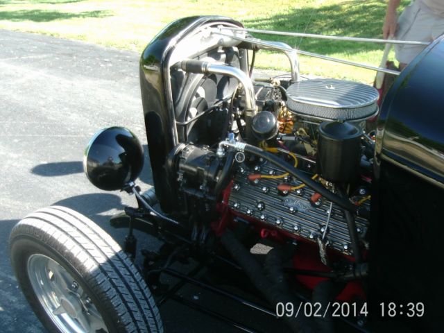 1932 Ford 3 window - photo 9