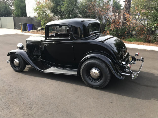 1932 Ford 3 Window Coupe Deluxe - photo 9