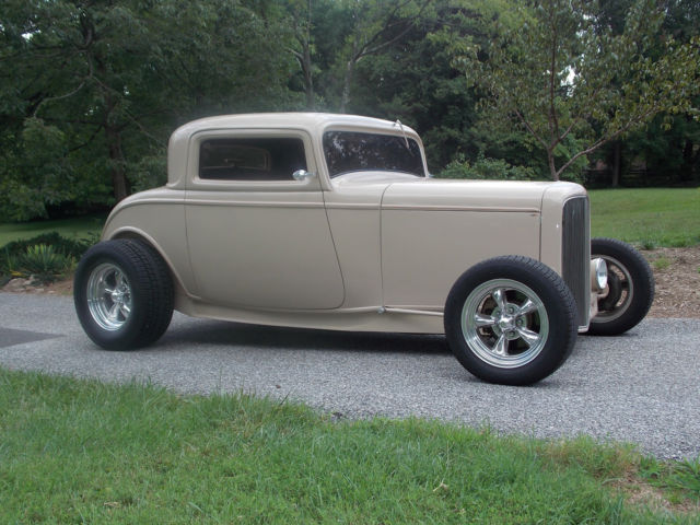 1932 Ford Coupe - photo 5