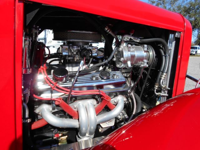 1932 Ford Coupe 3 Window Coupe,Red.383 Crate Motor - photo 12