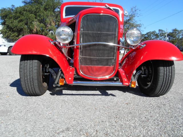 1932 Ford Coupe 3 Window Coupe,Red.383 Crate Motor - photo 6